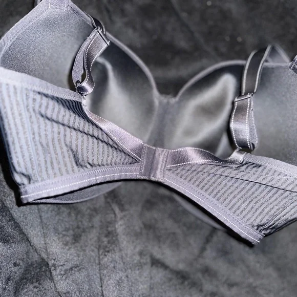 Freya Gray Striped Underwire Bra - Picture 10 of 11